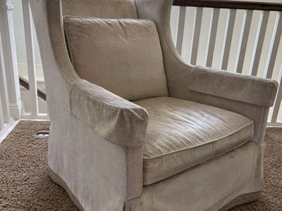 Lee Industries Swivel Rocker