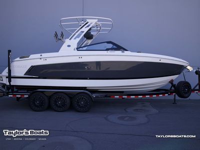2024 Cobalt Boats R8 Surf