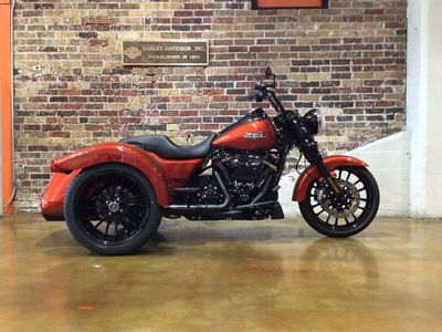 2025 HARLEY-DAVIDSON FREEWHEELER FLRT