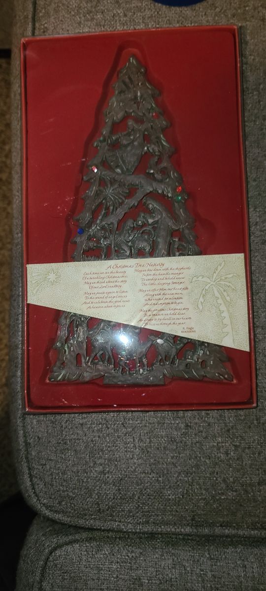 Christmas Tree Nativity