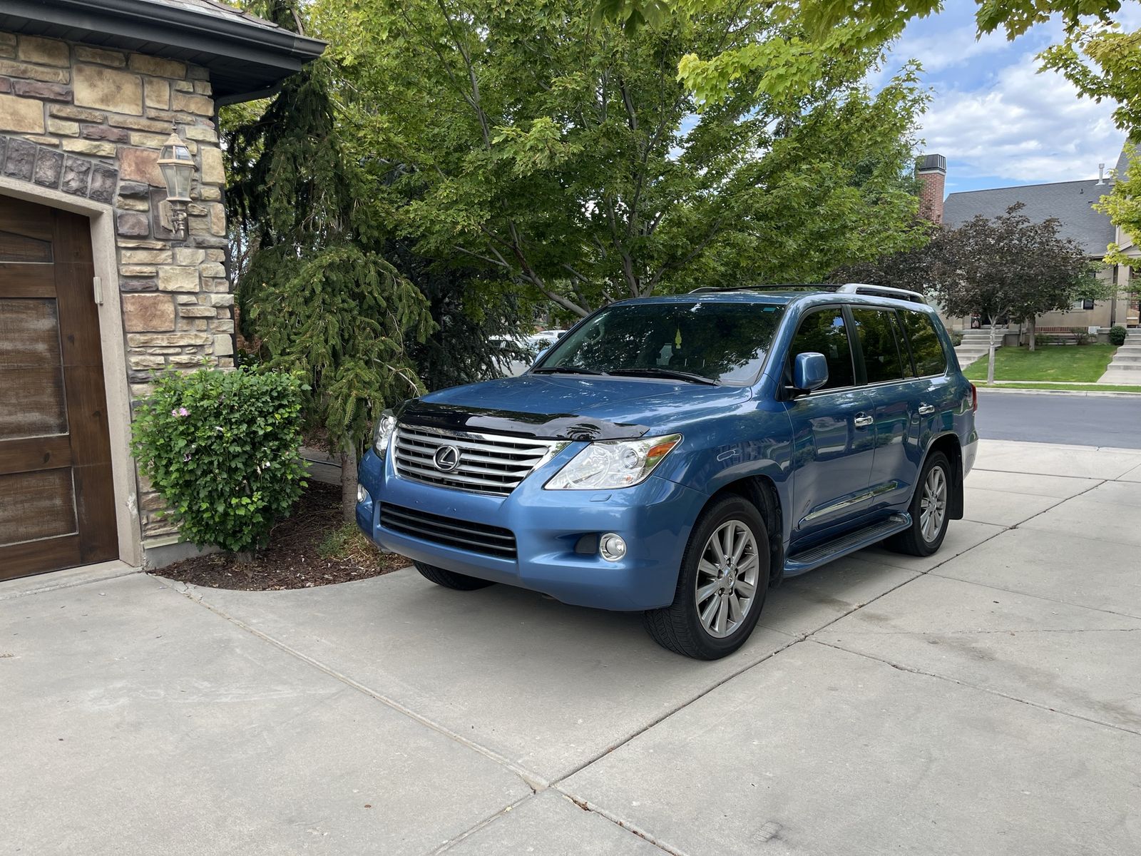2010 Lexus LX 