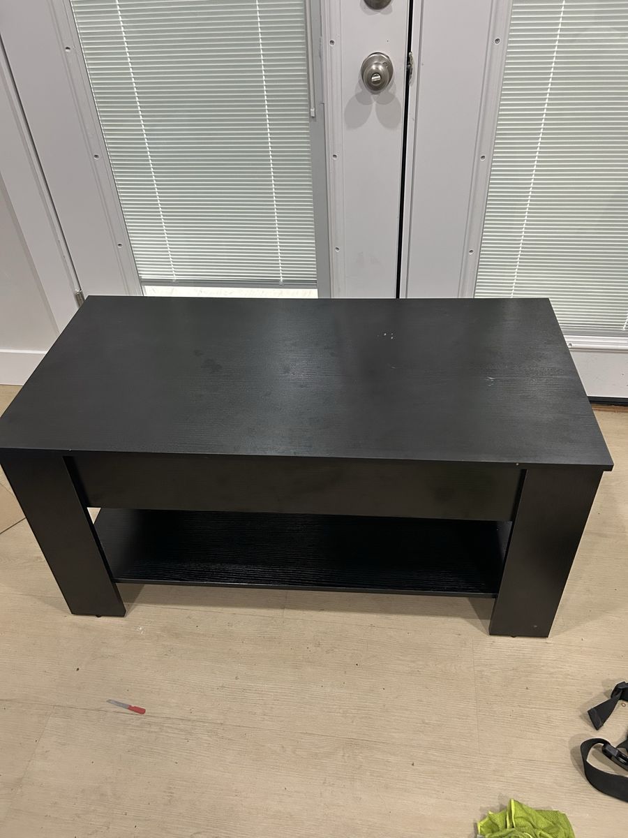 Black Lift-Top Coffee Table with Storage