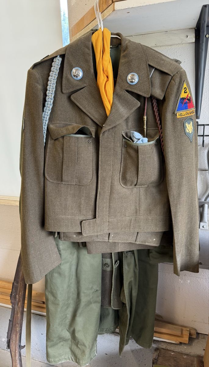 Main image 12