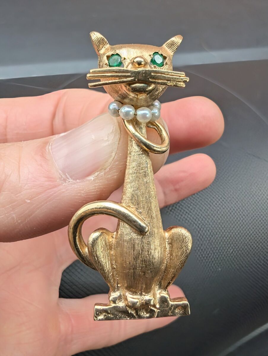 14k stamped Gold Cat Brooch