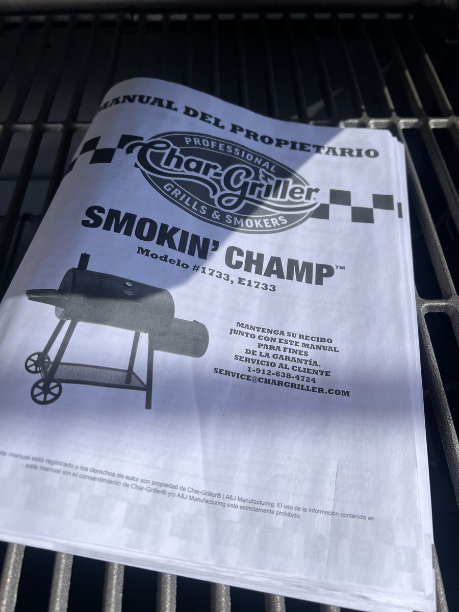 Smoker/ wood/charcoal