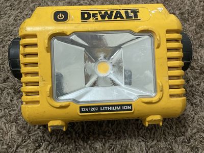 Dewalt spotlight
