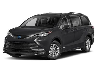 2024 Toyota Sienna LE 8-Passenger