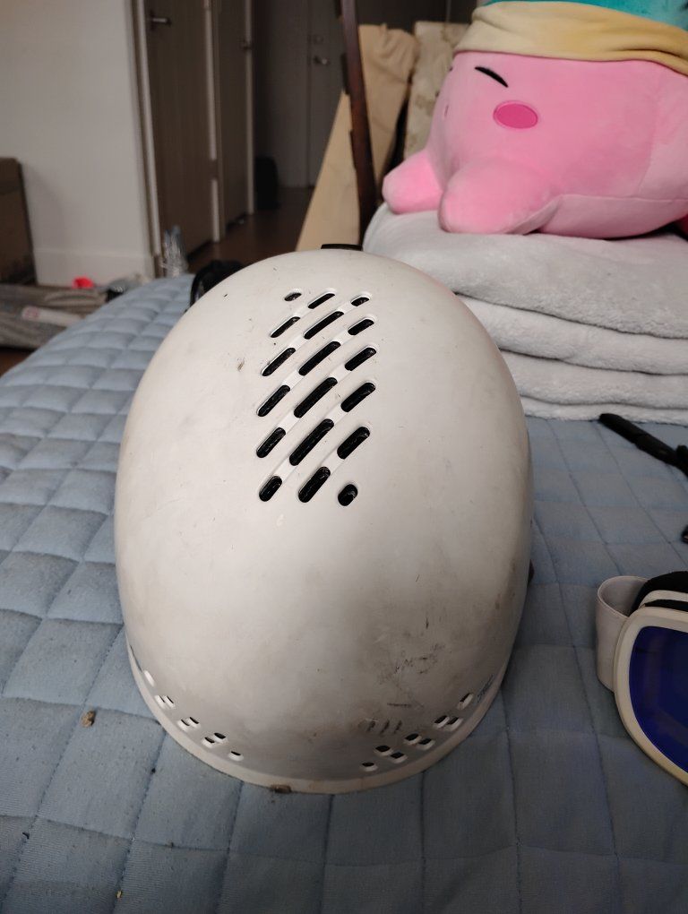 Main image 4