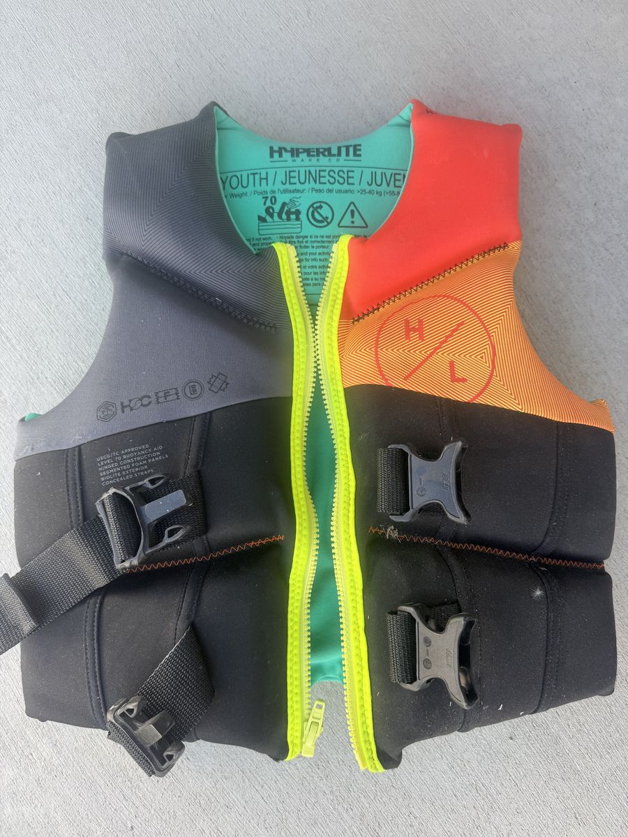 Youth life jacket