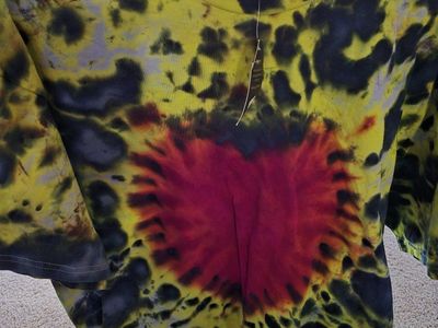 Tie-Dye Graphic T-Shirt Yellow Black Red XL