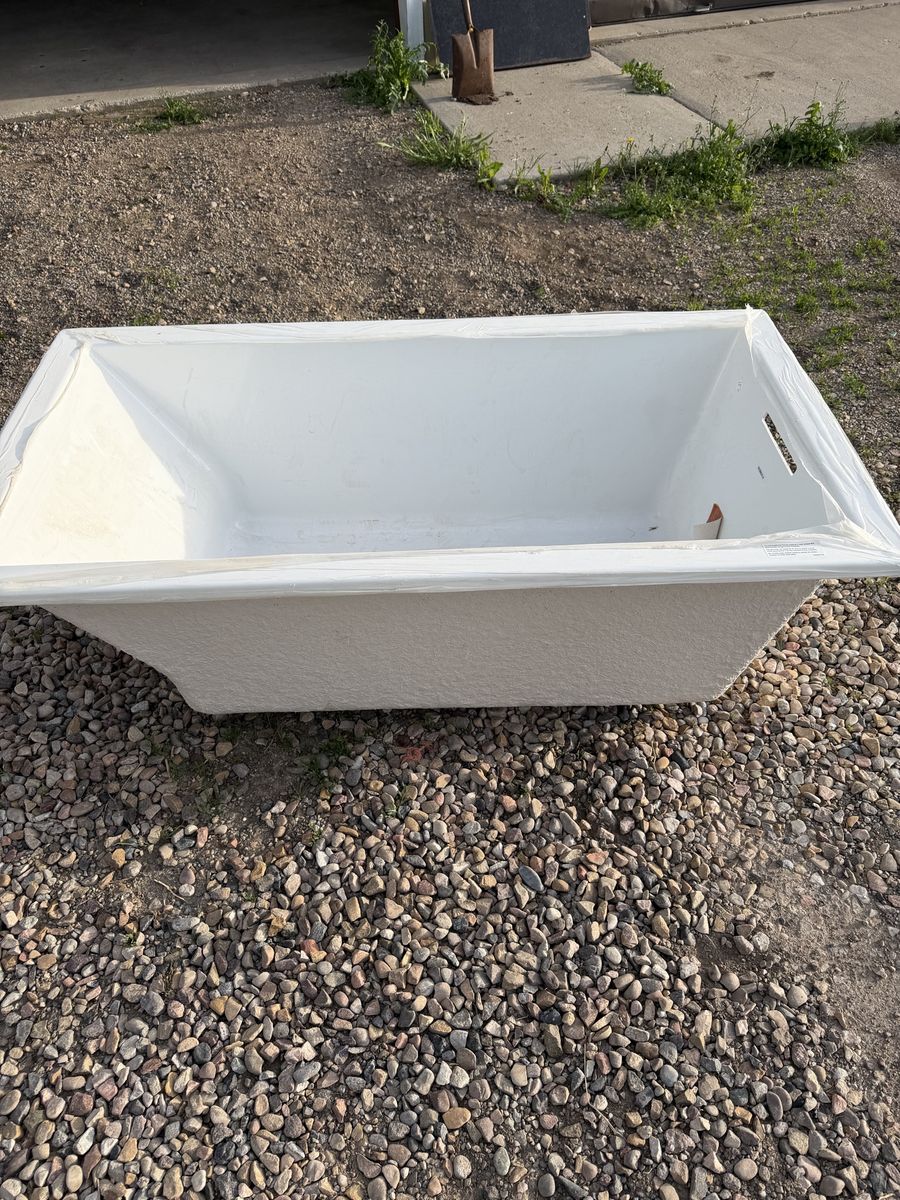 Main image 5