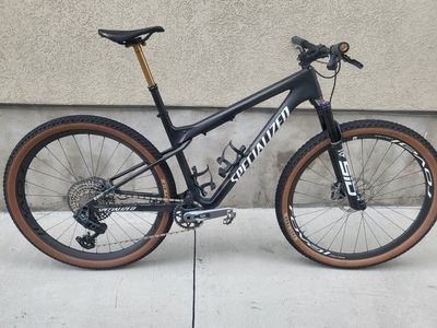 Specialized Epic World Cup Large w/ UPGRADES