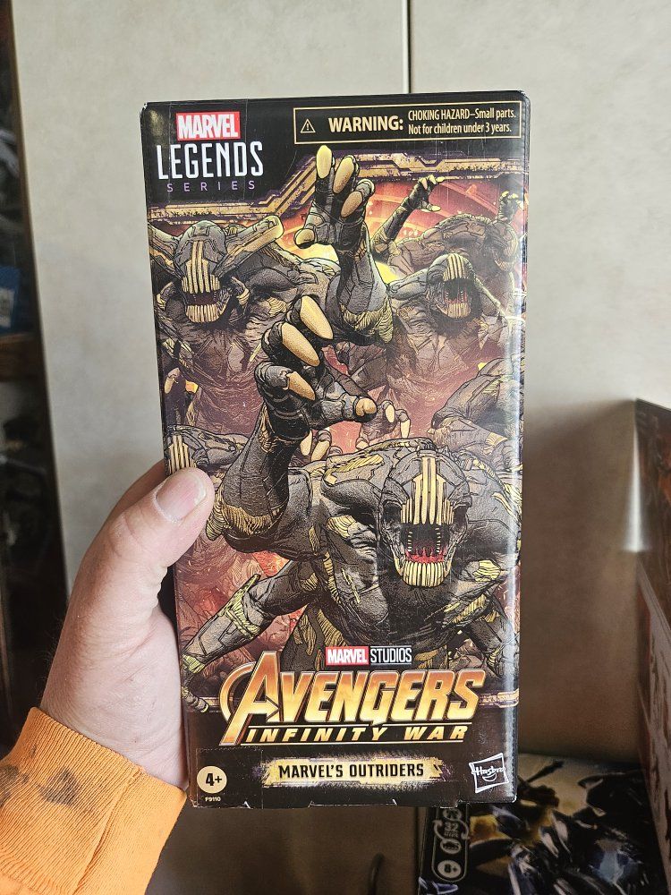 Marvel Legends Series Avengers Infinity War Marvel's Outriders Action Figure 2-Pack