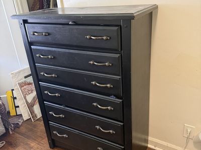 Dresser (18x36x50)