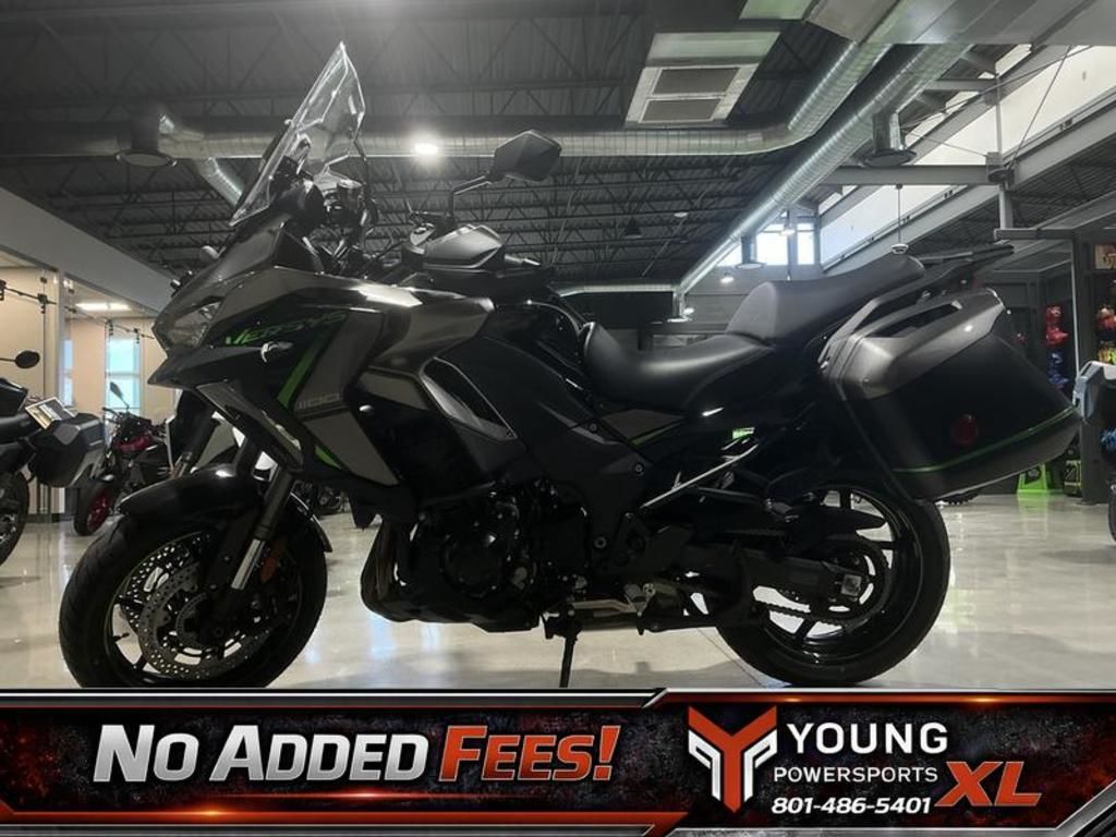 2025 Kawasaki Versys® 1100 SE LT ABS