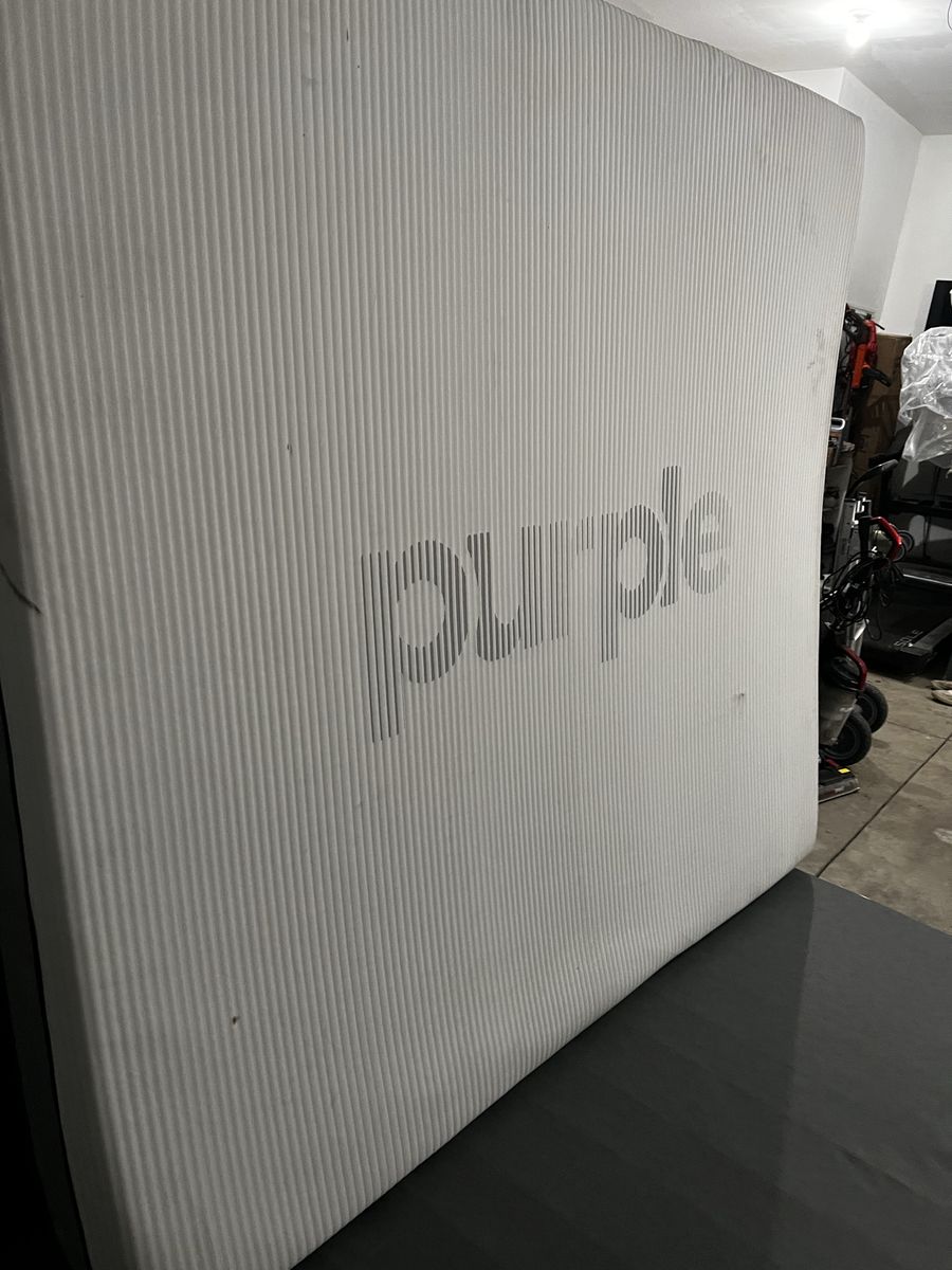 Main image 4