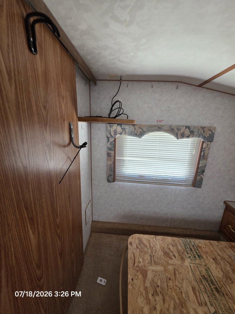 Main image 8