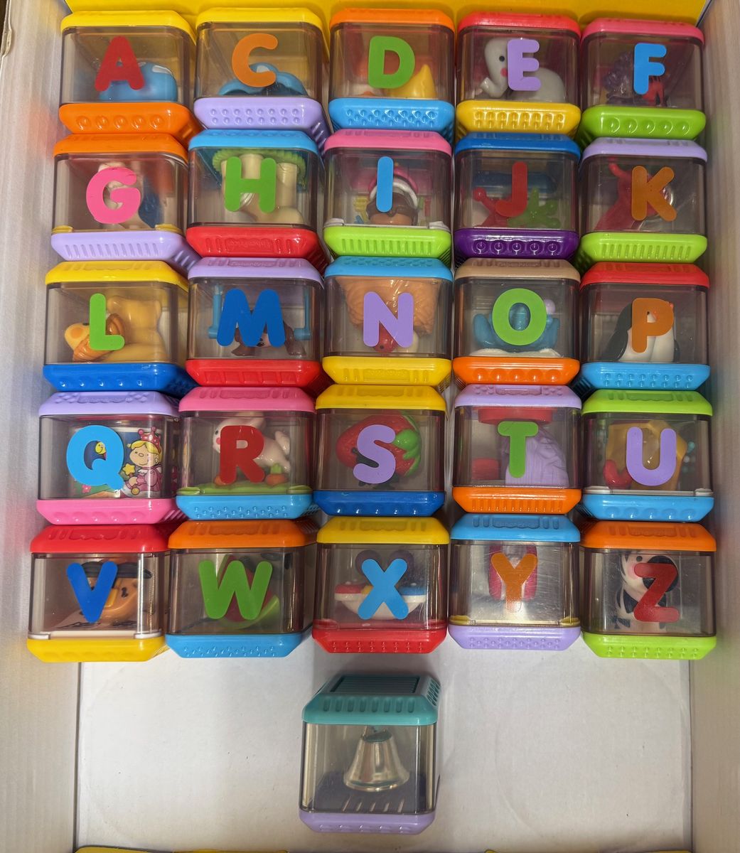 Fisher Price ALPHABET Peek-a-Boo Blocks Textured Sensory ABC