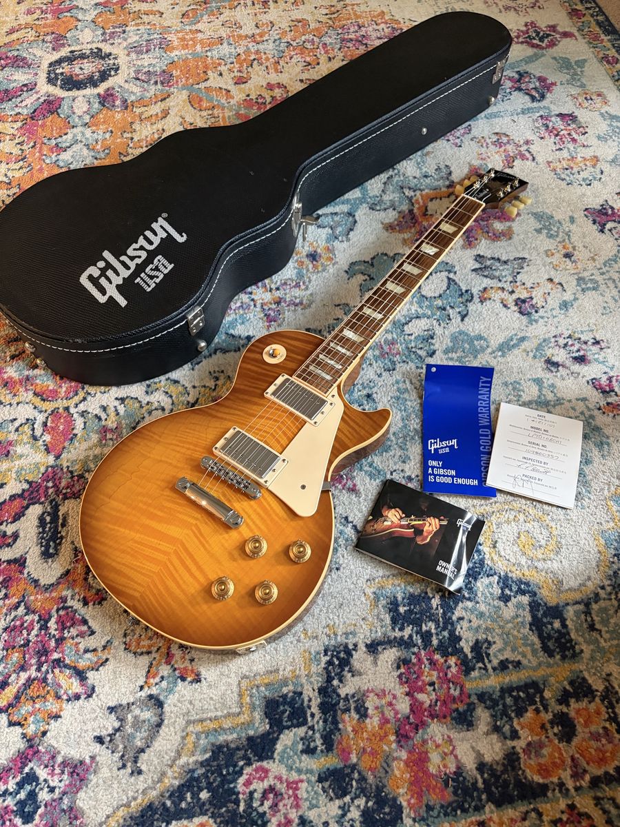 Gibson Les Paul only (8 pounds)