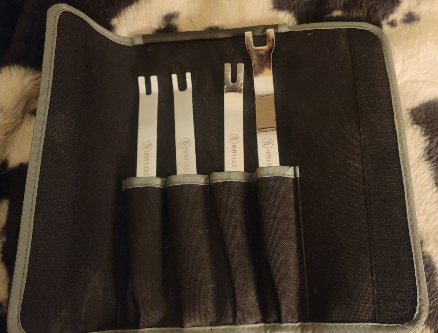 MATCO TOOLS 4 PIECE PANEL AND TRIM REMOVAL SET