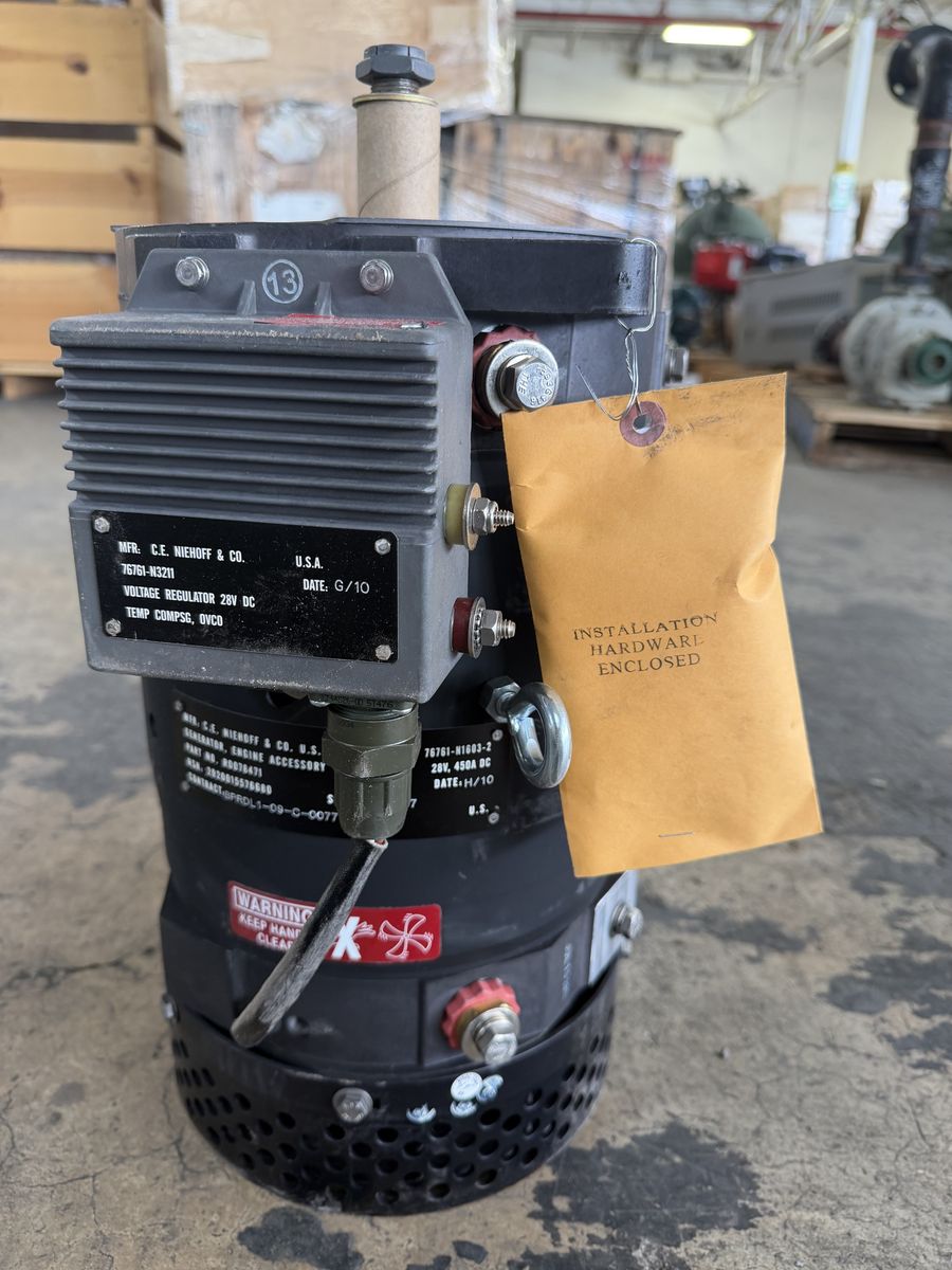 C.E. Niehoff 28V 450A DC Generator w/ Voltage Regulator