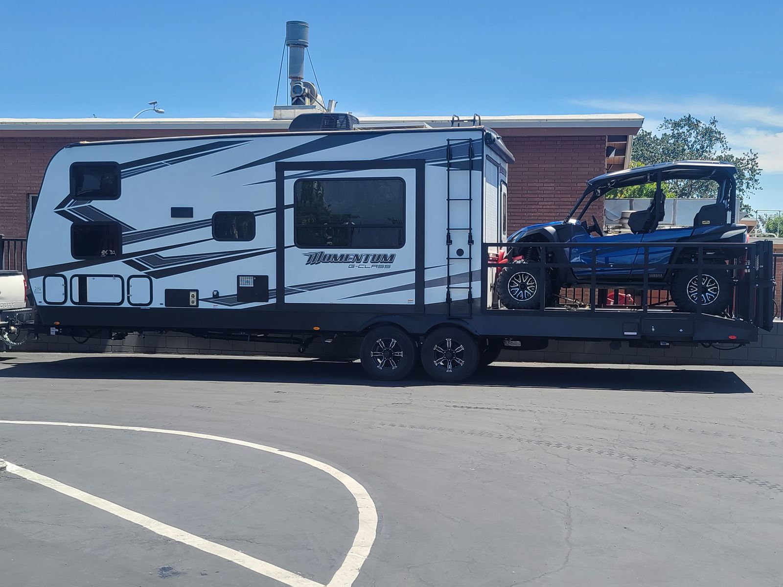 2020 Momentum 20GO made by Grand Design