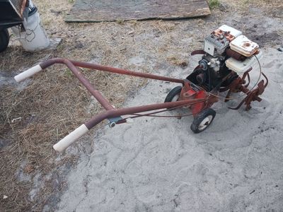 ROTOTILLER BRIGGS & STRATTON