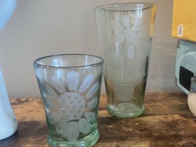 Vintage Mariposa “Tuscan Garden” Etched Daisy Glasses — Set of 10 never used