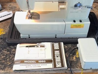 Kenmore Model 1980 Convertible Stretch Stitch Sewing Machine w/ Manual & Pedal