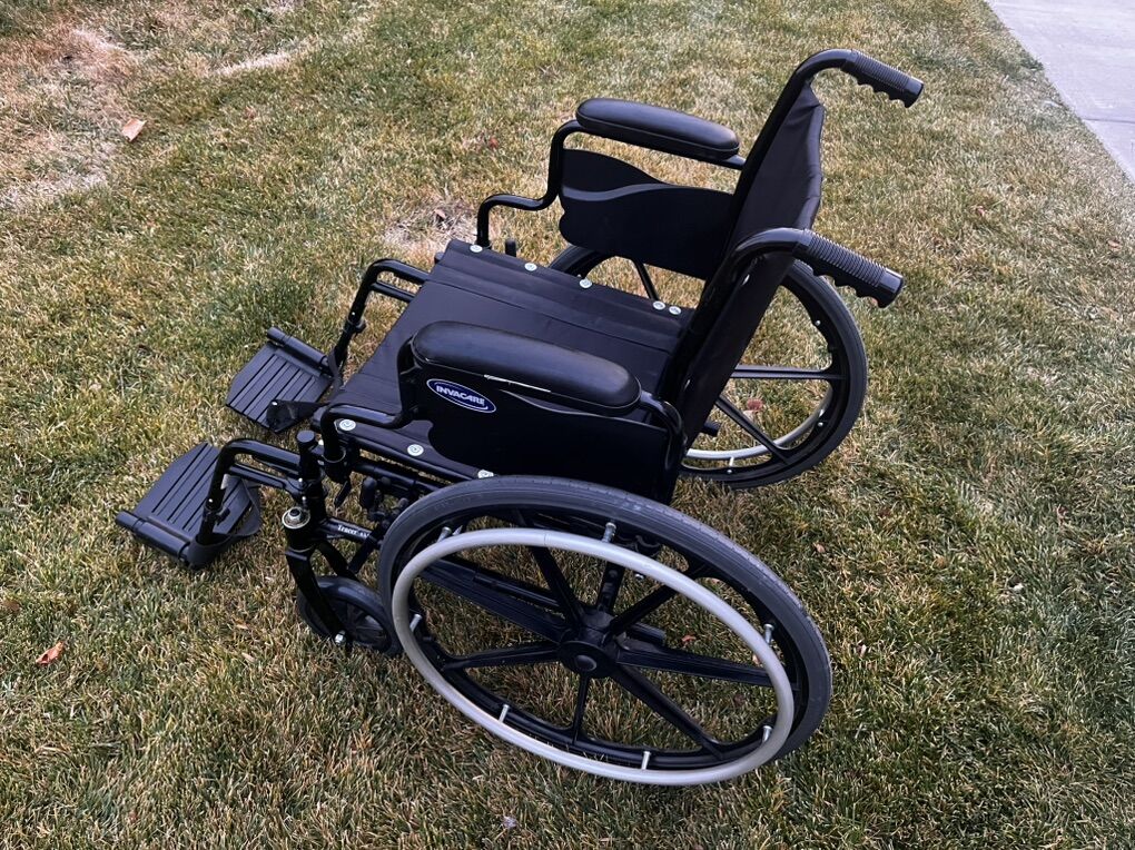 Nice in The Car Tracer SX5 Wheelchair