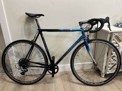 CADEX CFR3 Road Bike 57CM (with power meter + carbon wheelset)