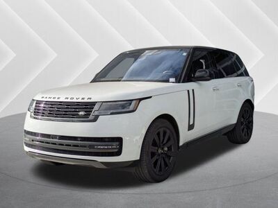 2023 Land Rover Range Rover P530 SE