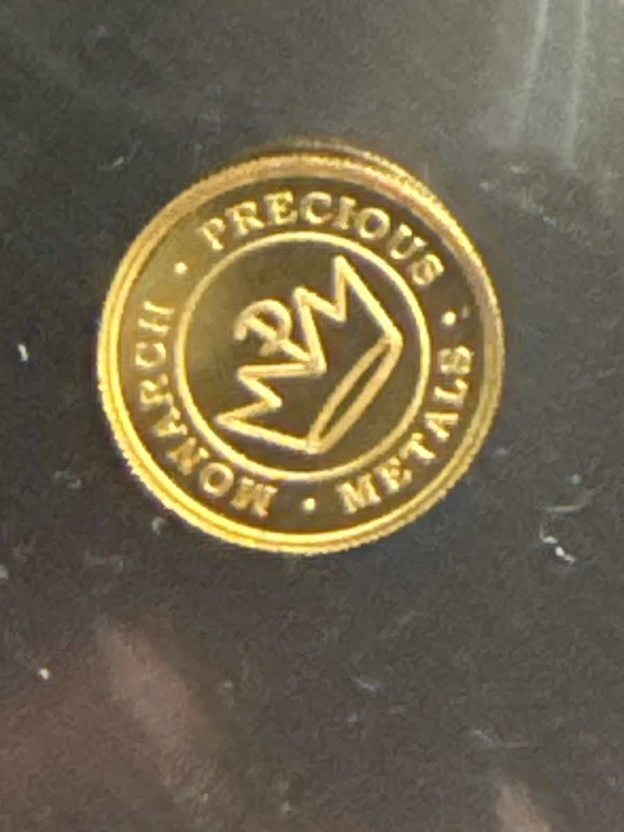 1/10 Troy Oz. .9999 Gold Monarch Coin