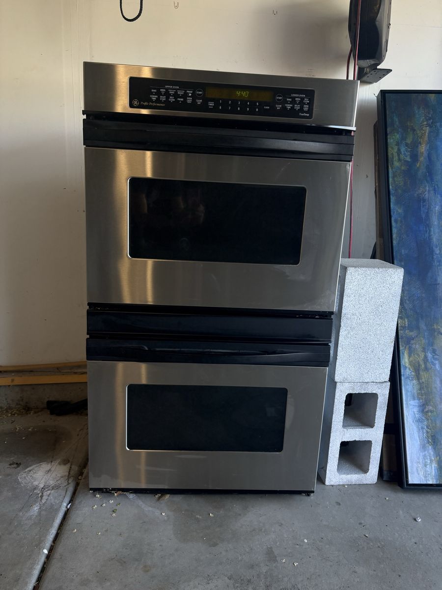Double electric oven