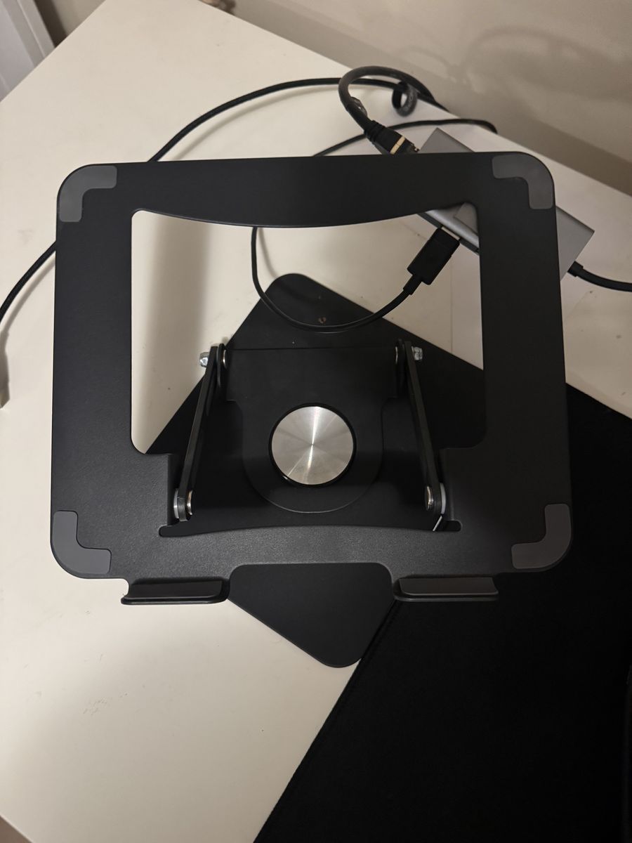Main image 6