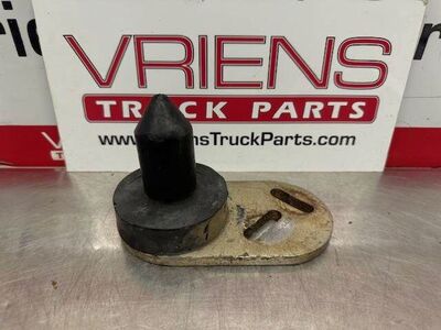 Used Kenworth W900 Right Hood Locating Pin, Part # K179-375R