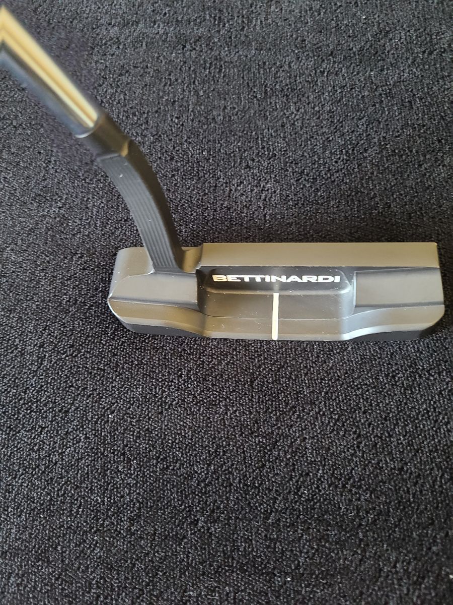 33" Bettinardi putter rh Scotty Cameron Titleist Ping TaylorMade