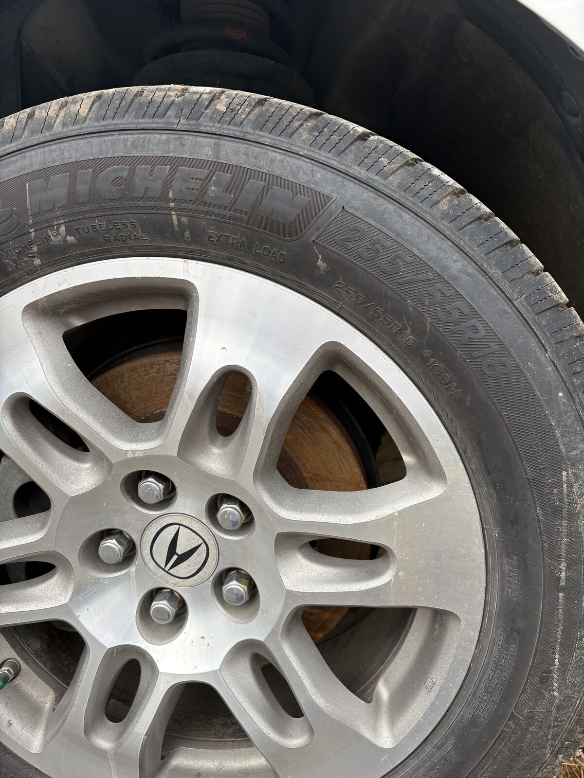 Tires From 2009 Acura MDX