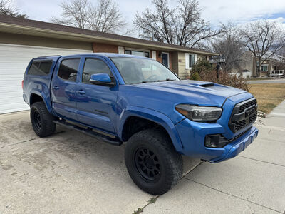 2018 TOYOTA TACOMA V6