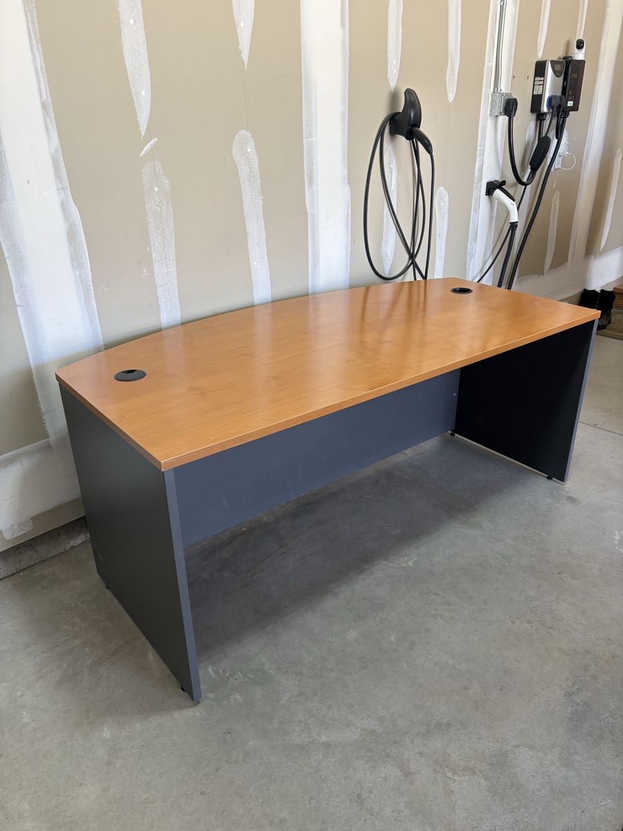 Spacious Wood & Gray Office Desk - Modern Design with Cable Management