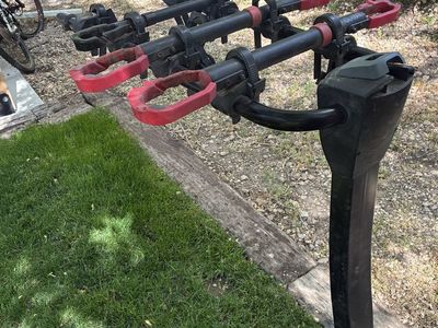 Yakima 4 Bike Rack with Frame Rods/Straps