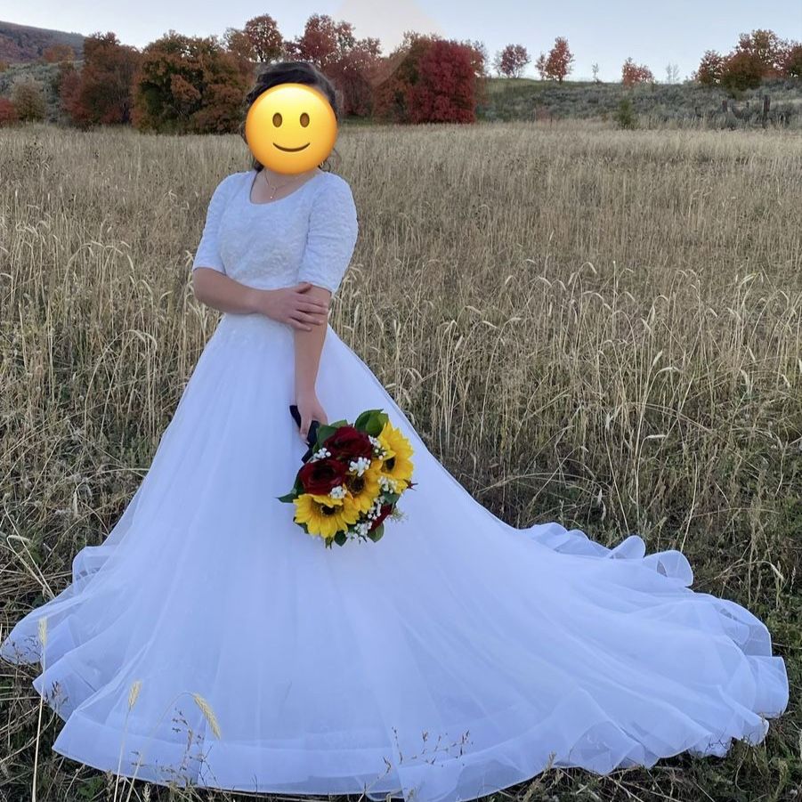 Gorgeous Wedding Dress for sale