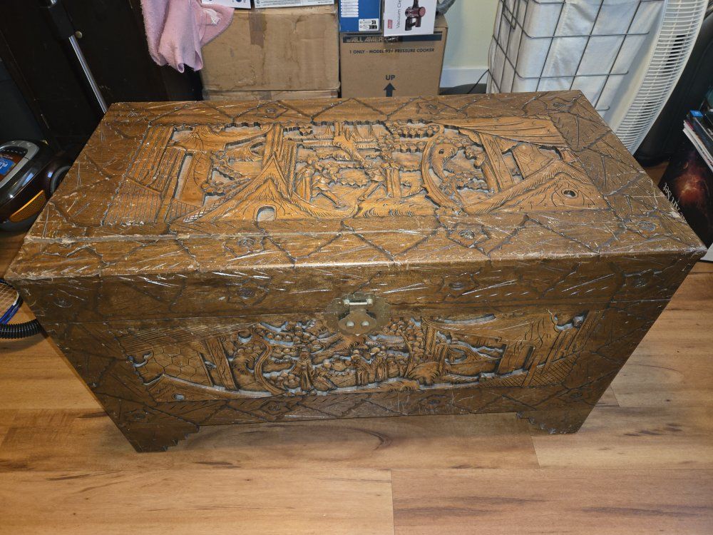 Main image 6