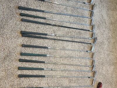RH golf clubs, sand, pitch, 52, 60, 18 degree and