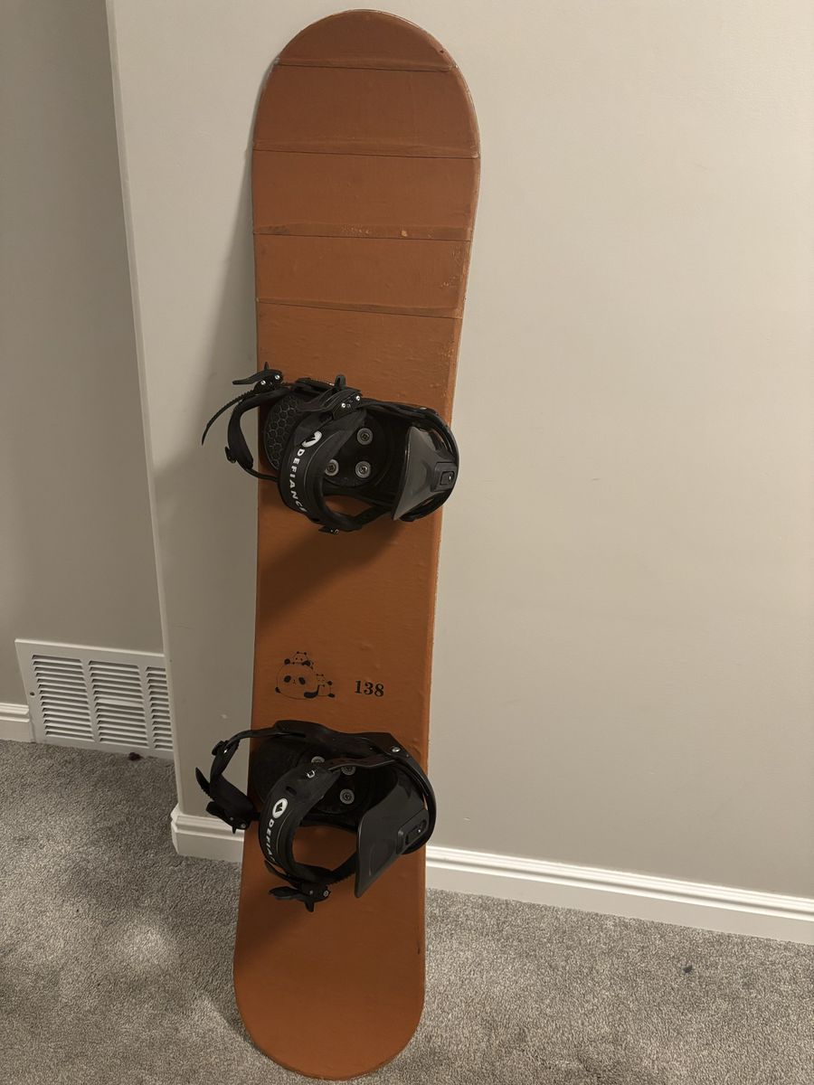 138 cm Lamar snowboard 