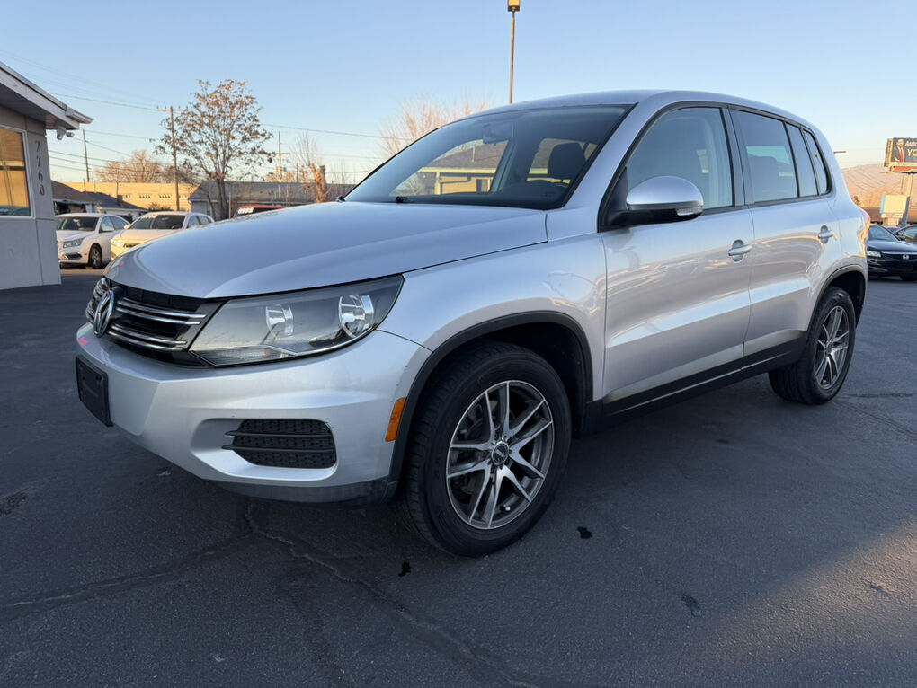 2014 VOLKSWAGEN TIGUAN 2.0T SE 4Motion
