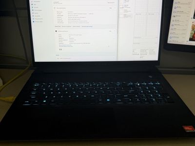 Alienware M18 R1 AMD 7845HX 4070 32GGB 3TB