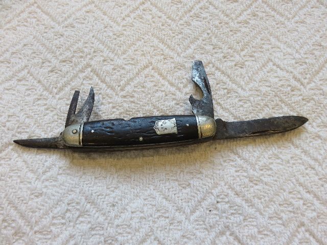 1934 LANDERS, FRARY AND CLARK (L,F&C) UNIVERSAL OFFICIAL BOY SCOUTS OF AMERICA 4-BLADED POCKET KNIFE