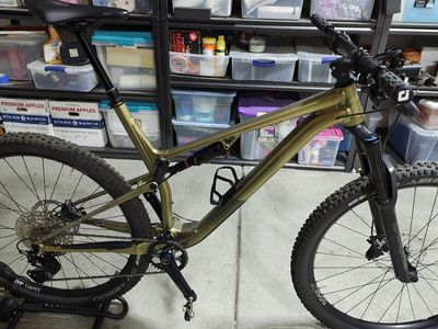 2024 Superior XF 939 TR Full Suspension Mountain Bike, lightly used, Size XL