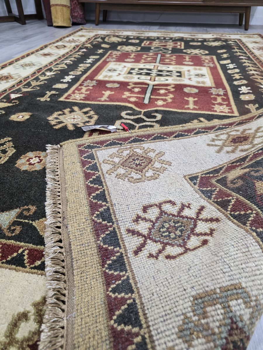 Main image 6